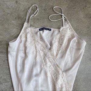 Abercrombie Cream Chantilly Lace Bodysuit Medium